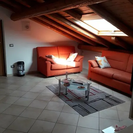 Il Limoneto House