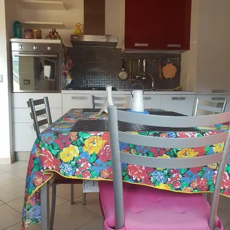 Il Limoneto House Appartamento Aci Catena