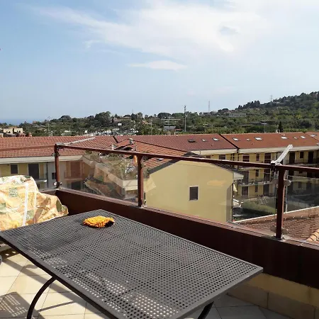 Il Limoneto House *